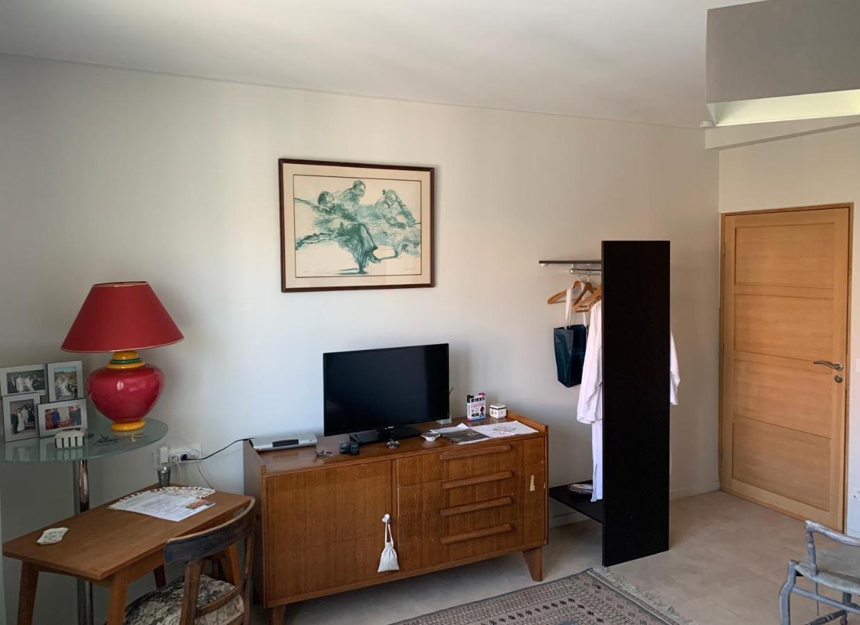 - D'hotes Le Foch Bed & Breakfast Avignon